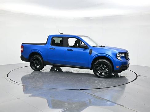 New 2025 Ford Maverick XLT w/ XLT Luxury Package image 4