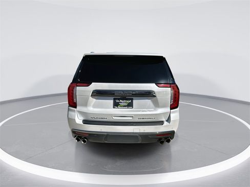 Used 2024 GMC Yukon Denali Ultimate image 7