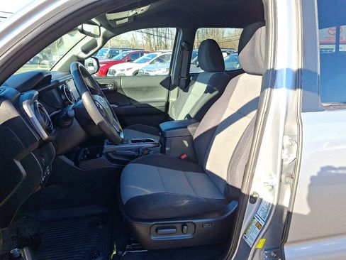 Certified 2021 Toyota Tacoma TRD Sport image 16