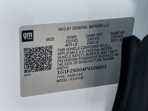 Used 2023 Chevrolet Bolt EUV Premier w/ Sun & Sound Package image 35