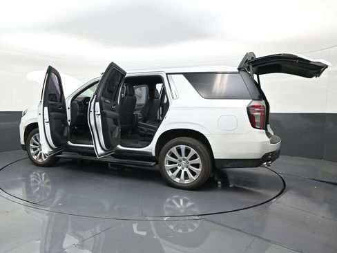 Used 2022 Chevrolet Tahoe Premier RWD image 31