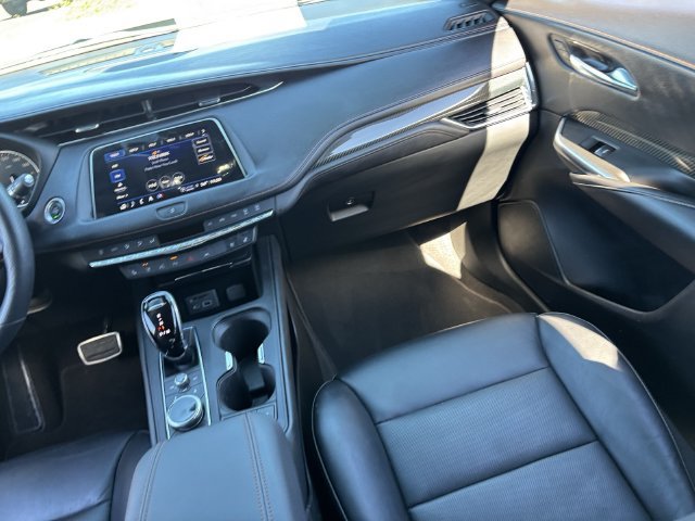 Used 2022 Cadillac XT4 Sport FWD image 16