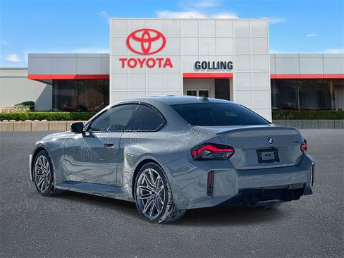 Used 2025 BMW M2 w/ Lighting Package image 4