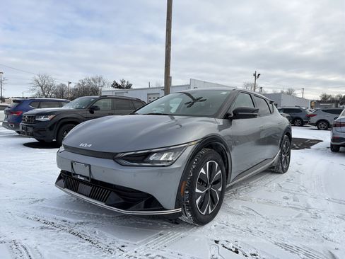 Used 2023 Kia EV6 Wind image 1