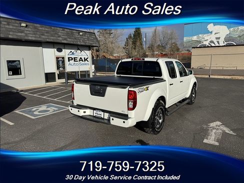Used 2018 Nissan Frontier PRO-4X image 7