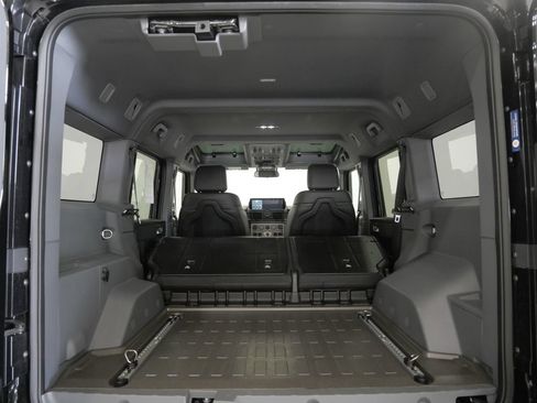 Used 2025 INEOS Grenadier Station Wagon AWD/4WD image 29