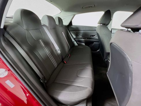 Certified 2023 Hyundai Elantra SEL w/ Convenience Package FWD image 27