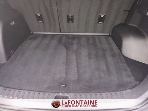 Used 2025 Chevrolet Equinox LT FWD image 24