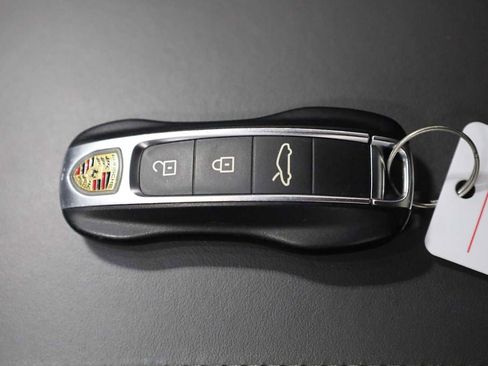 Certified 2020 Porsche 911 Carrera S image 39