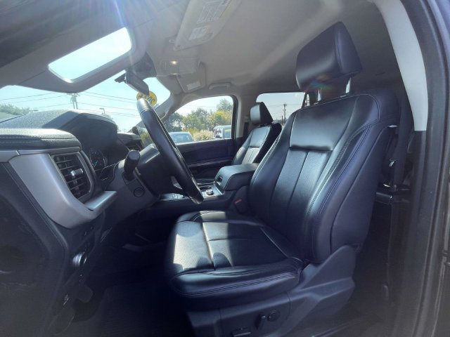 Used 2022 Ford Expedition XLT AWD/4WD image 19