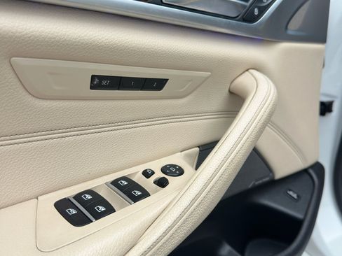 Used 2017 BMW 530i xDrive image 20