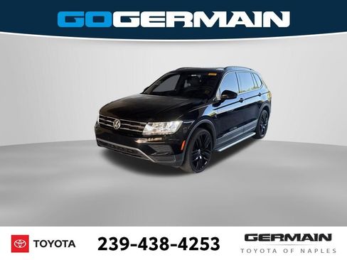 Used 2020 Volkswagen Tiguan SE image 1