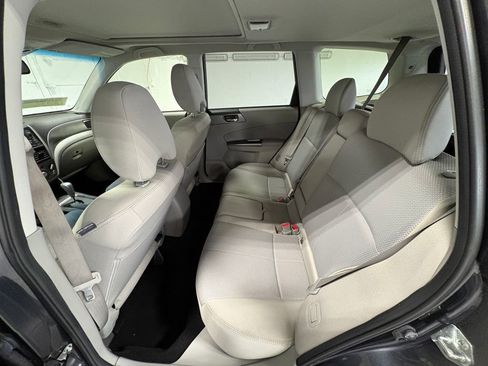 Used 2013 Subaru Forester 2.5X Premium w/ All-Weather Pkg image 33