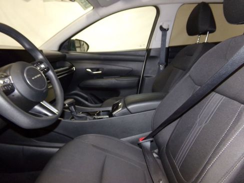 Used 2025 Hyundai Tucson SEL image 16