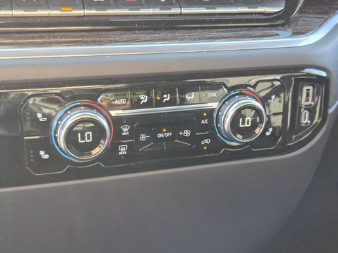 Used 2022 GMC Sierra 1500 Elevation RWD image 27