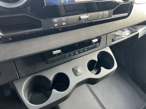 New 2025 Mercedes-Benz Sprinter 2500 image 30