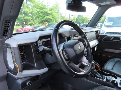 Used 2023 Ford Bronco Badlands AWD/4WD image 17