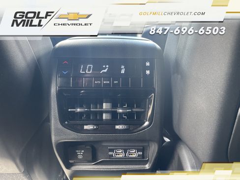 Used 2023 Jeep Grand Cherokee L Laredo AWD/4WD image 13