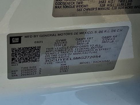 Used 2021 Chevrolet Silverado 1500 RST AWD/4WD image 28