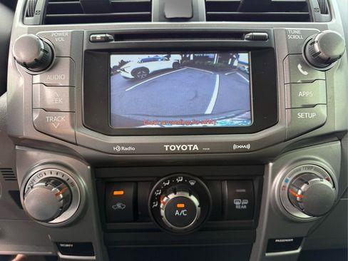Used 2012 Toyota 4Runner Trail AWD/4WD image 21