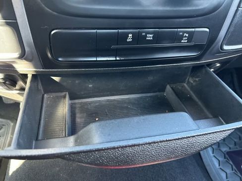 Used 2024 RAM 1500 Classic Warlock RWD image 25