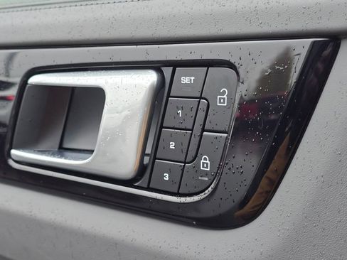 Used 2022 Porsche Cayenne E-Hybrid AWD/4WD image 59