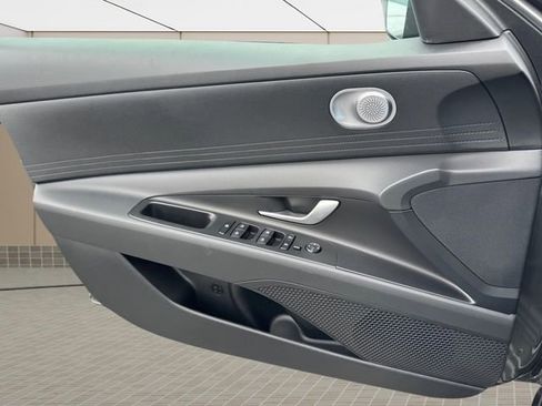 New 2026 Hyundai Elantra SE w/ Cargo Package FWD image 23