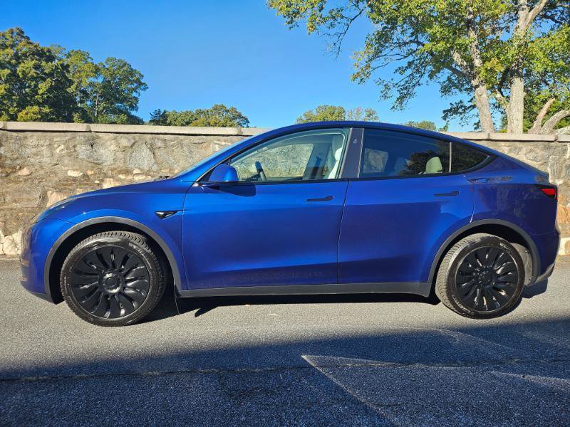 Used 2023 Tesla Model Y Long Range AWD/4WD image 8