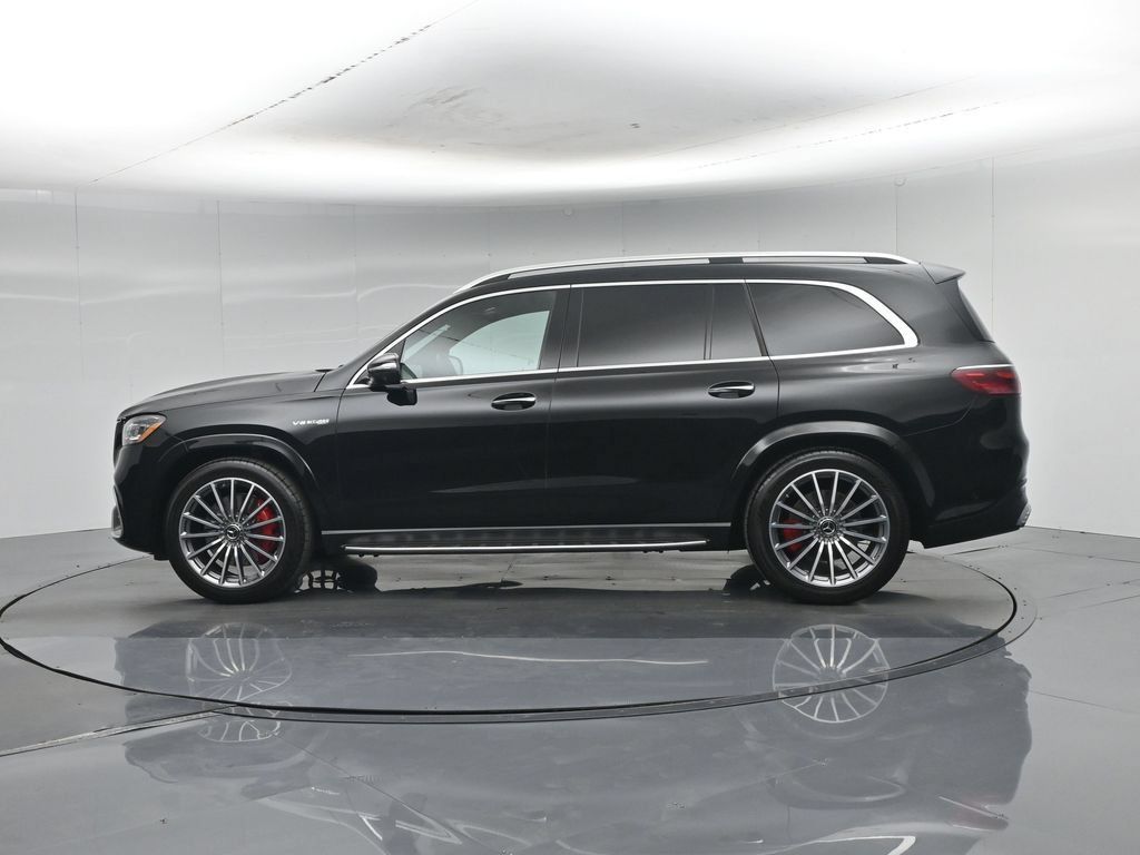 Used 2025 Mercedes-Benz GLS 63 AMG 4MATIC image 25