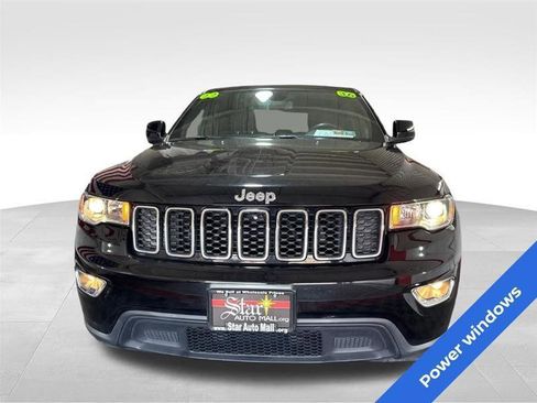 Used 2022 Jeep Grand Cherokee Laredo E AWD/4WD image 2