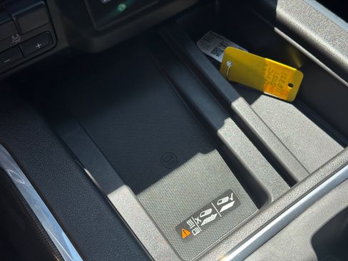 Used 2021 GMC Sierra 1500 AT4 w/ AT4 Premium Package image 60