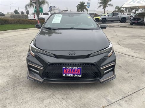 Used 2021 Toyota Corolla SE image 3