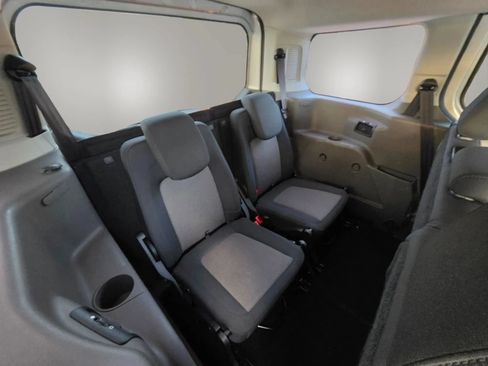 Used 2020 Ford Transit Connect XL FWD image 16