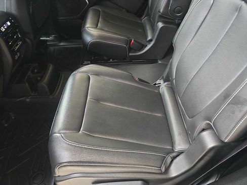 Used 2024 Jeep Grand Cherokee L Limited w/ Black Appearance Package RWD image 15
