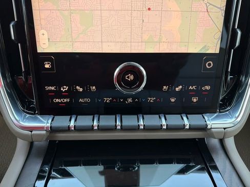 New 2026 GMC Yukon XL Denali w/ Denali Reserve Package AWD/4WD image 14