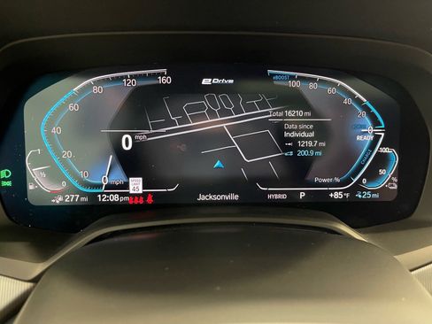 Used 2023 BMW X5 xDrive45e w/ Executive Package AWD/4WD image 49