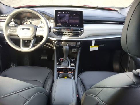New 2026 Jeep Compass Limited image 11