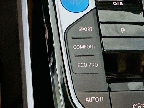 Used 2023 BMW i4 eDrive35 RWD image 26