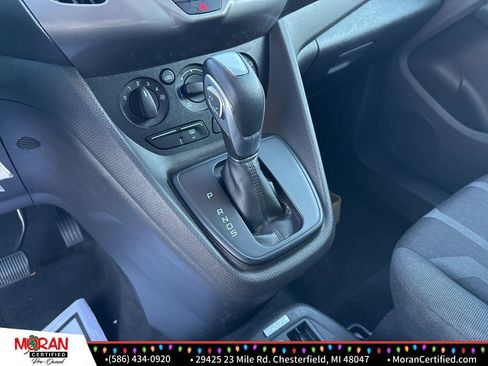 Used 2017 Ford Transit Connect XLT image 17