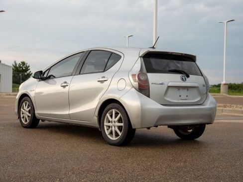Used 2012 Toyota Prius C Three FWD image 5