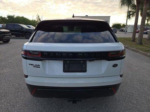 Used 2020 Land Rover Range Rover Velar R-Dynamic S image 4