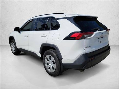 Used 2021 Toyota RAV4 LE AWD/4WD image 7