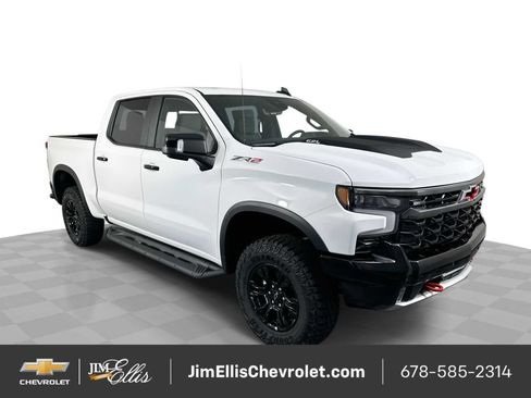 New 2026 Chevrolet Silverado 1500 ZR2 image 2