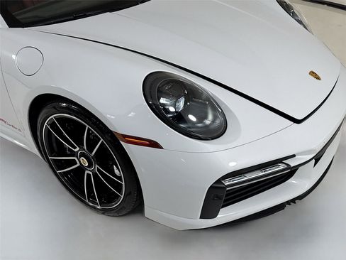 Used 2022 Porsche 911 Turbo S image 36