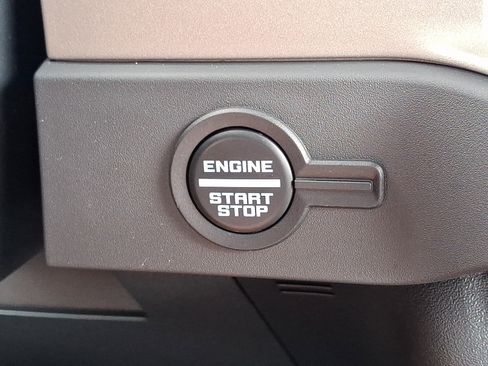 Certified 2025 Ford Bronco Outer Banks AWD/4WD image 26