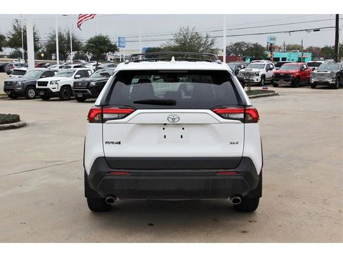 Used 2023 Toyota RAV4 XLE image 6