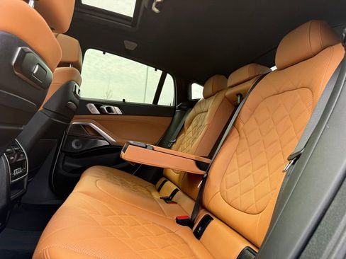 Used 2025 BMW X6 M60i image 22