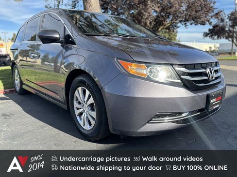 Used 2016 Honda Odyssey SE image 1
