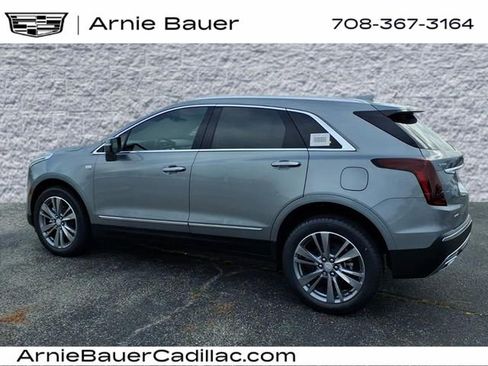 New 2025 Cadillac XT5 Premium Luxury image 8