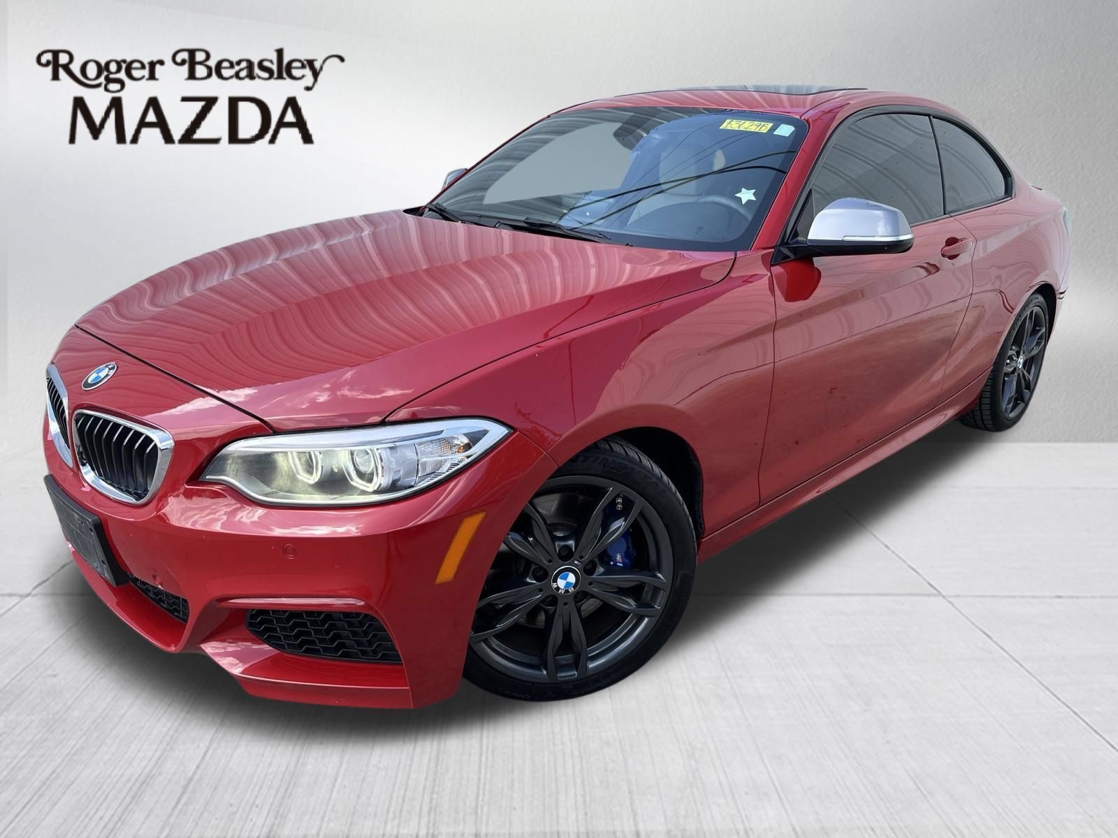 Used 2016 BMW M235i Coupe RWD image 1